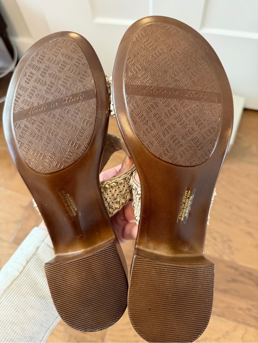 Italian Shoemakers Cream Woven Two‑Band Slide Sandals with Gold Studs - Picture 4 of 4